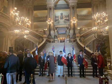 Notre drapeau à L'opéra