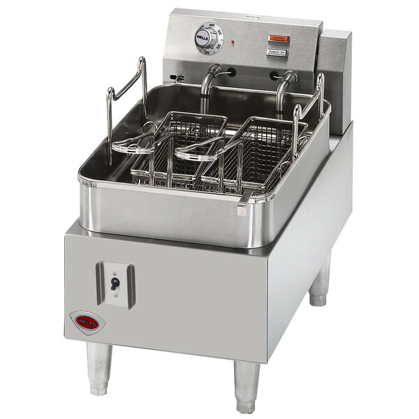 Wells 5E-F15 15 lb. Electric Countertop Fryer – 208-240V, 4319/5750W
