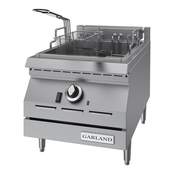 Garland ED-15SF Designer Series 17 lb. Electric Countertop Super Deep Fryer – 20