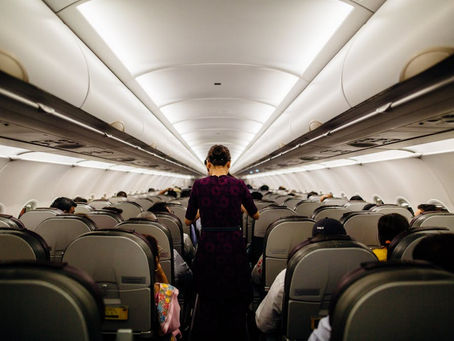 Top Travel Hacks for a Smooth Flying Experience
