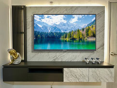 Cubrica, MDF Calacatta, MDF gris oxford, mueble de tv, centro de tv, mueble para pantalla gris oxford, centro de entretenimiento con marmol