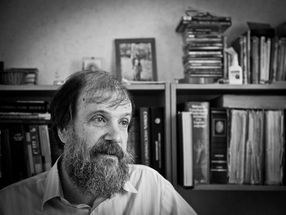 Леонид Мотылев: "Все самое лучшее в литературе передается намеком"