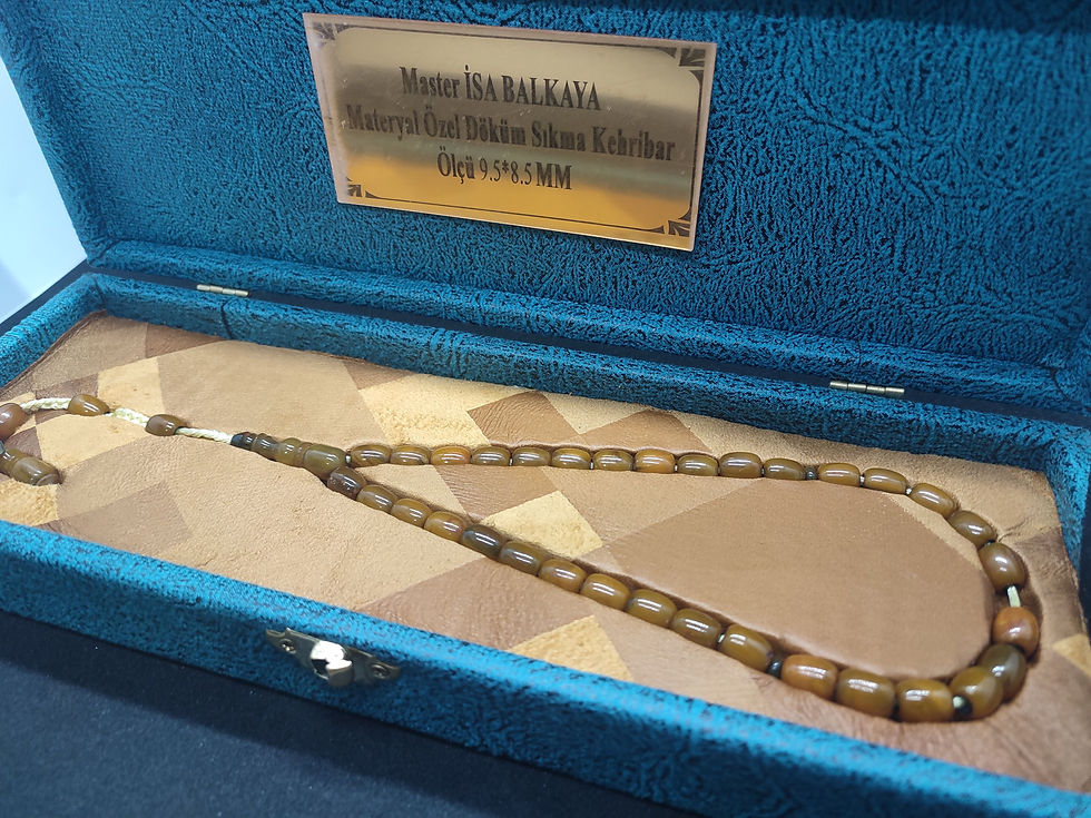 İSA BALKAYA VİP SERİSİ GÖMME KUTULU 12 KAT İPE DİZİLİ ESKİ SIKMA KEHRİBAR