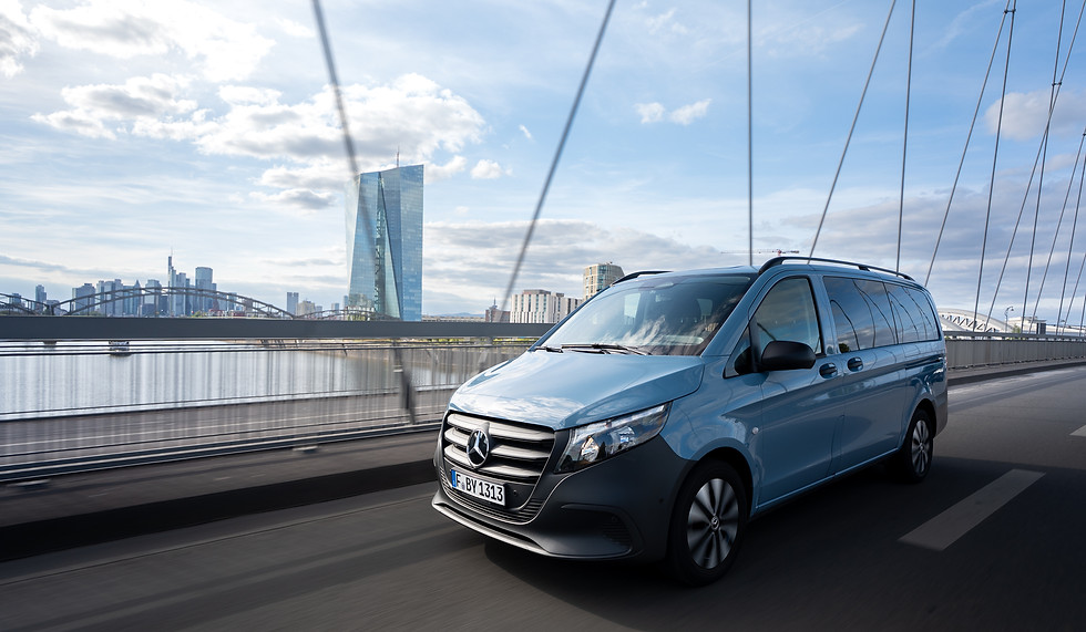 Flughafentransfer FRA mit Economy Van