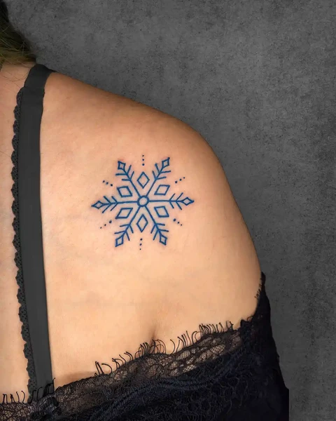 minimalist geometric tattoo