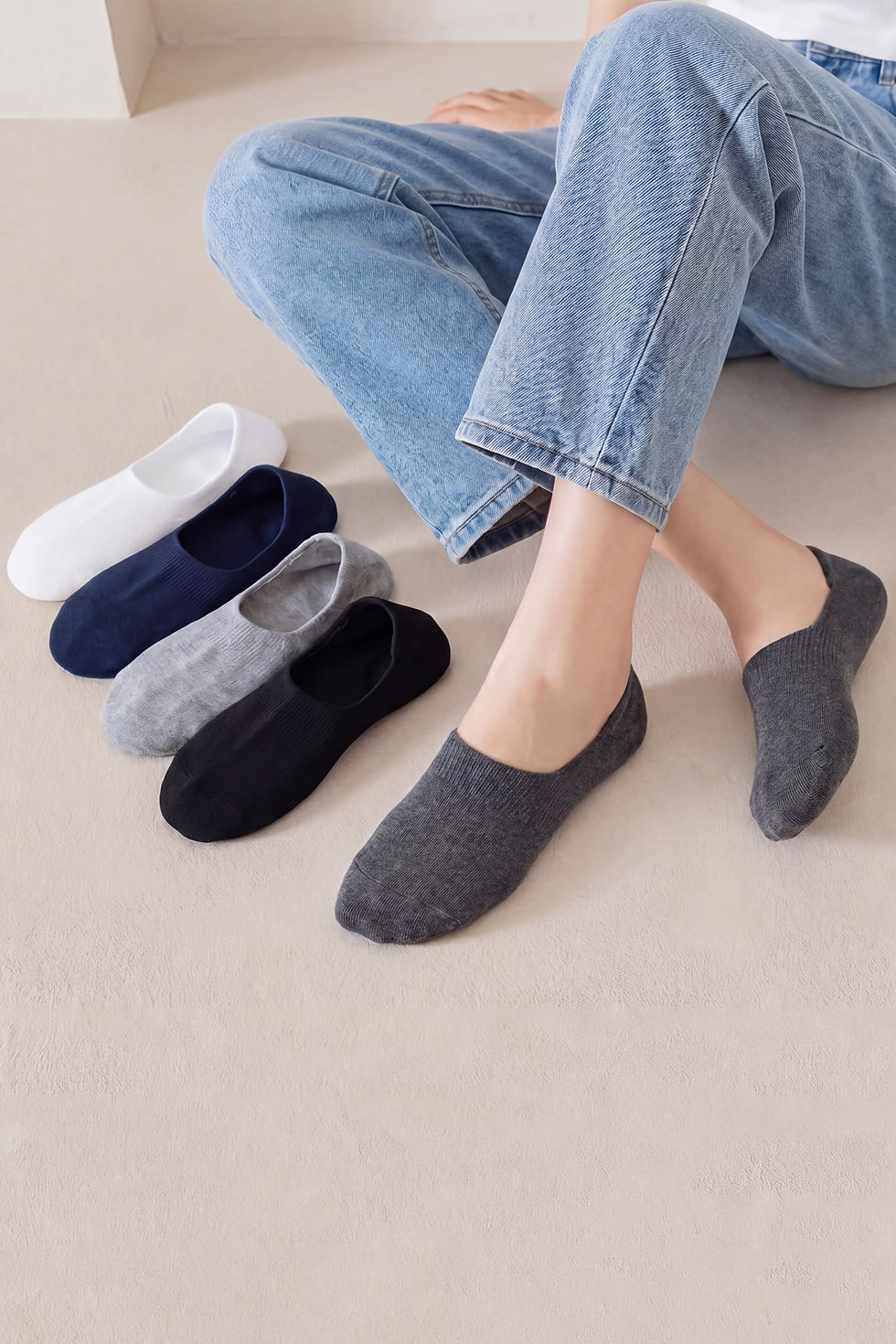 Thumbnail: Socksop 6 Pairs Charcoal Invisible Socks