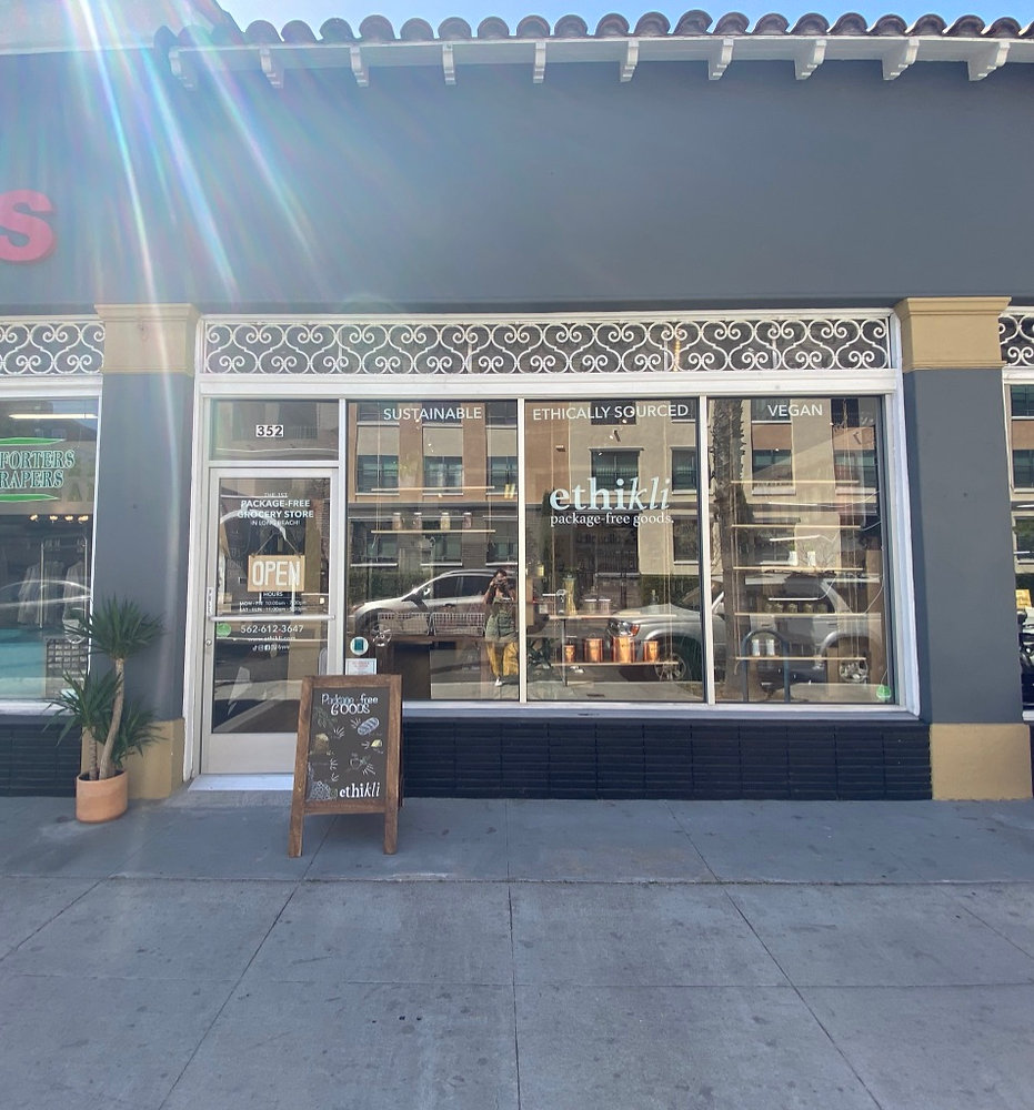 An Extraordinary Grocery Store Downtown