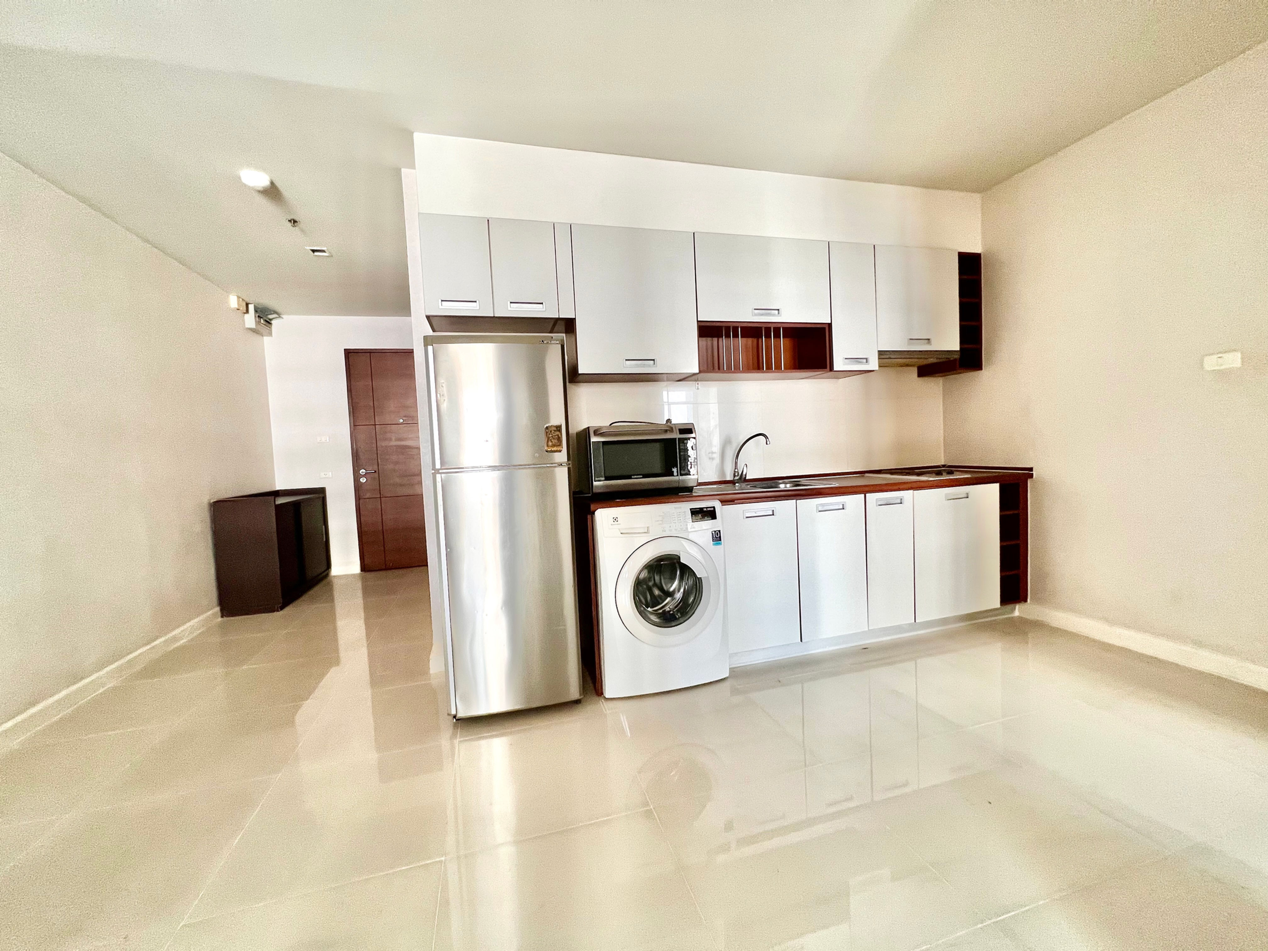 ขาย คอนโด สุขุมวิท ซิตี้ รีสอร์ทใจกลางสุขุมวิท เข้าอยู่ได้เลย