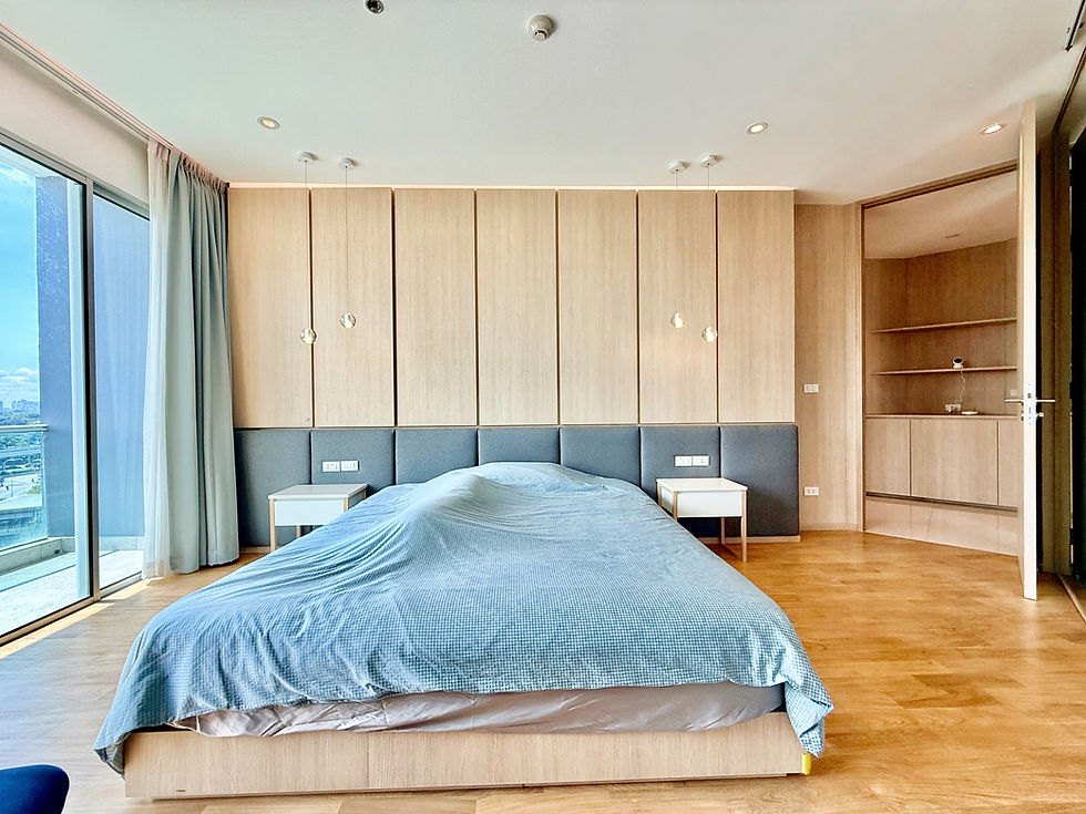 ภาพขนาดย่อ: คอนโด 165 ตร.ม. 3 นอน ระเบียงใหญ่เหนือ วิวโล่ง The Star Estate@Narathiwas