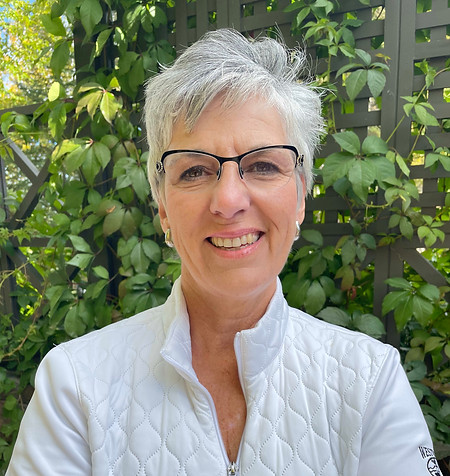 Veronica Saretsky Voice over female American Canadian English