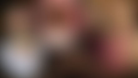 LOOSE MEATS WITH PAGET BREWSTER AND SHARON HILLS