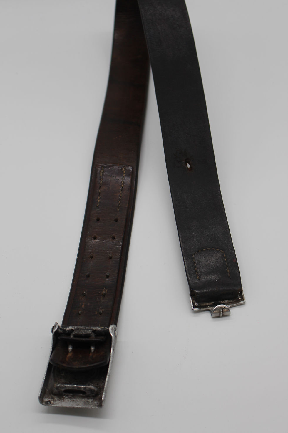 Thumbnail: Heer leather belt with aluminum buckle