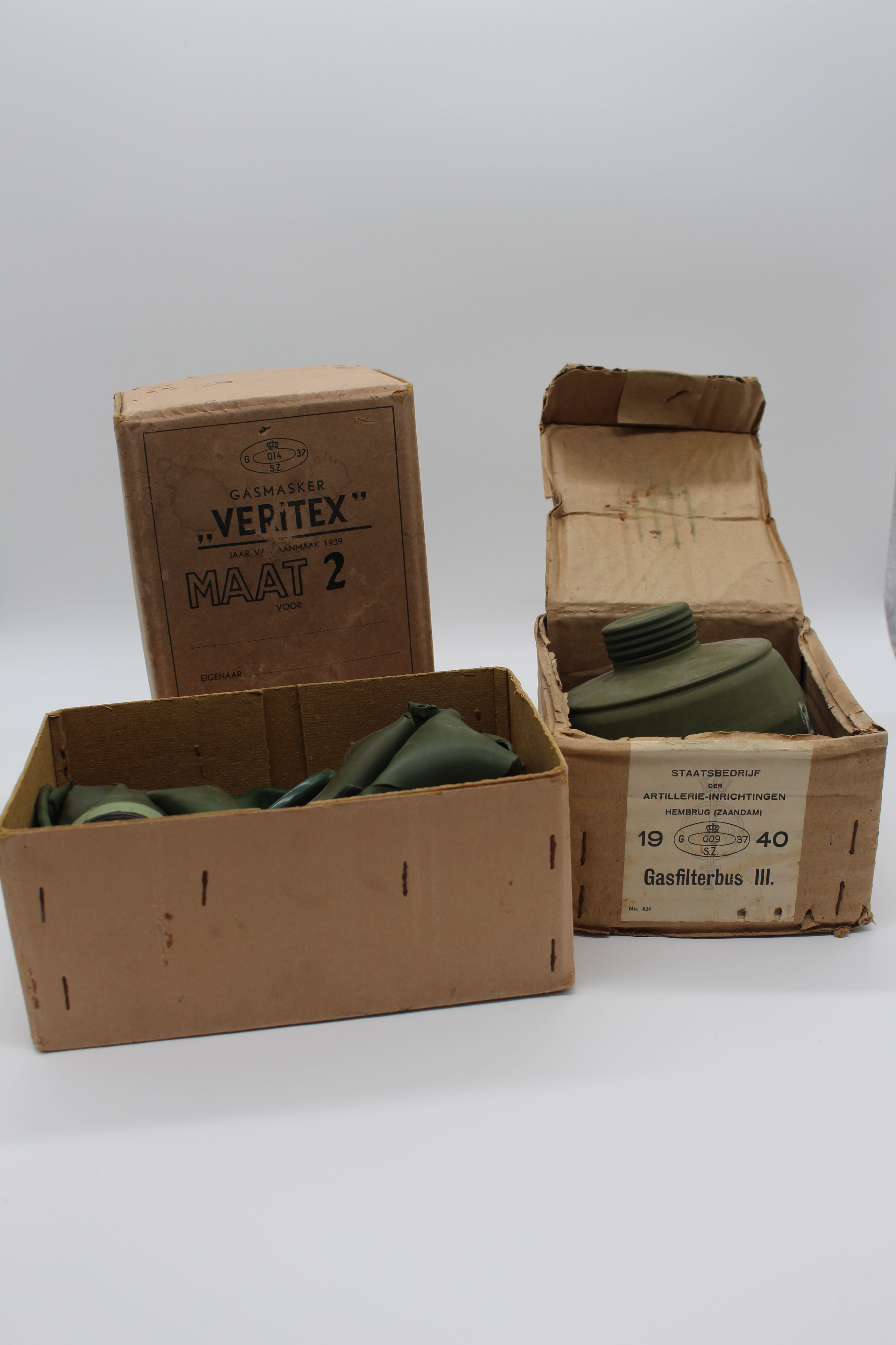 Veritex civilian gas mask with filter canister