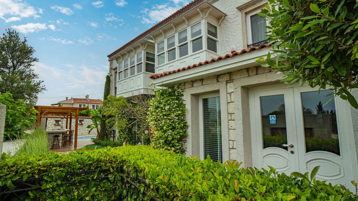 Çeşme Satılık Otel, Alaçatı Satılık Otel, Alaçatı Satılık Butik Otel, Çeşme Satılık Butik Otel, Çeşme Alaçatı Satılık Butik Otel, Havuzlu Satılık Otel, İzmir Satılık Otel Havuzlu, İzmir Satılık Turistik Tesis, İzmir Satılık Butik Otel