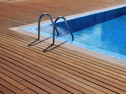 RITROVATO SUL FONDO DELLA PISCINA IL PICCOLO CORPO DI TOMMASO, AVEVA 2 ANNI