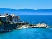 Jeftini letovi Beograd → Krf (Corfu) ✈️ Grčka već od 15–20€ i ostrvo koje osvaja na prvi pogled