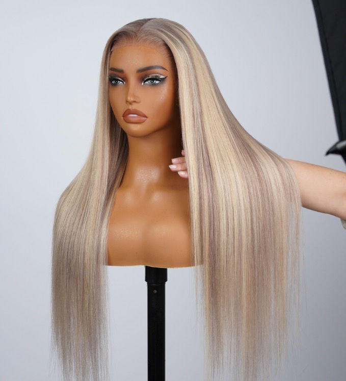 Thumbnail: MANELEE BLONDE