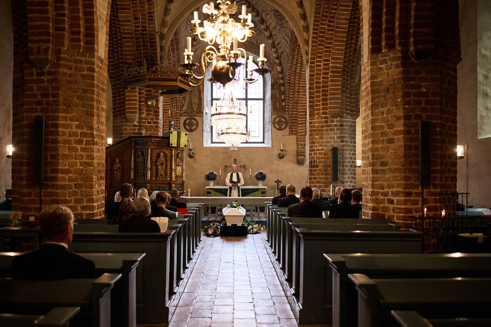 HAUTAJAISKUVAUS - arto arvilahti