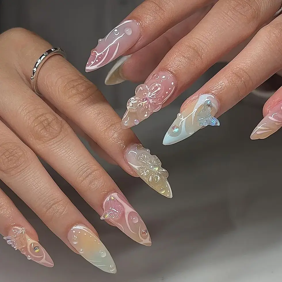 Thumbnail: Fantasy Press on 3D False Nails 