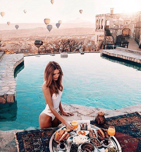 YOUR_DAILY_DOSIS_OF_FASHION_•_BEAUTY_•_L