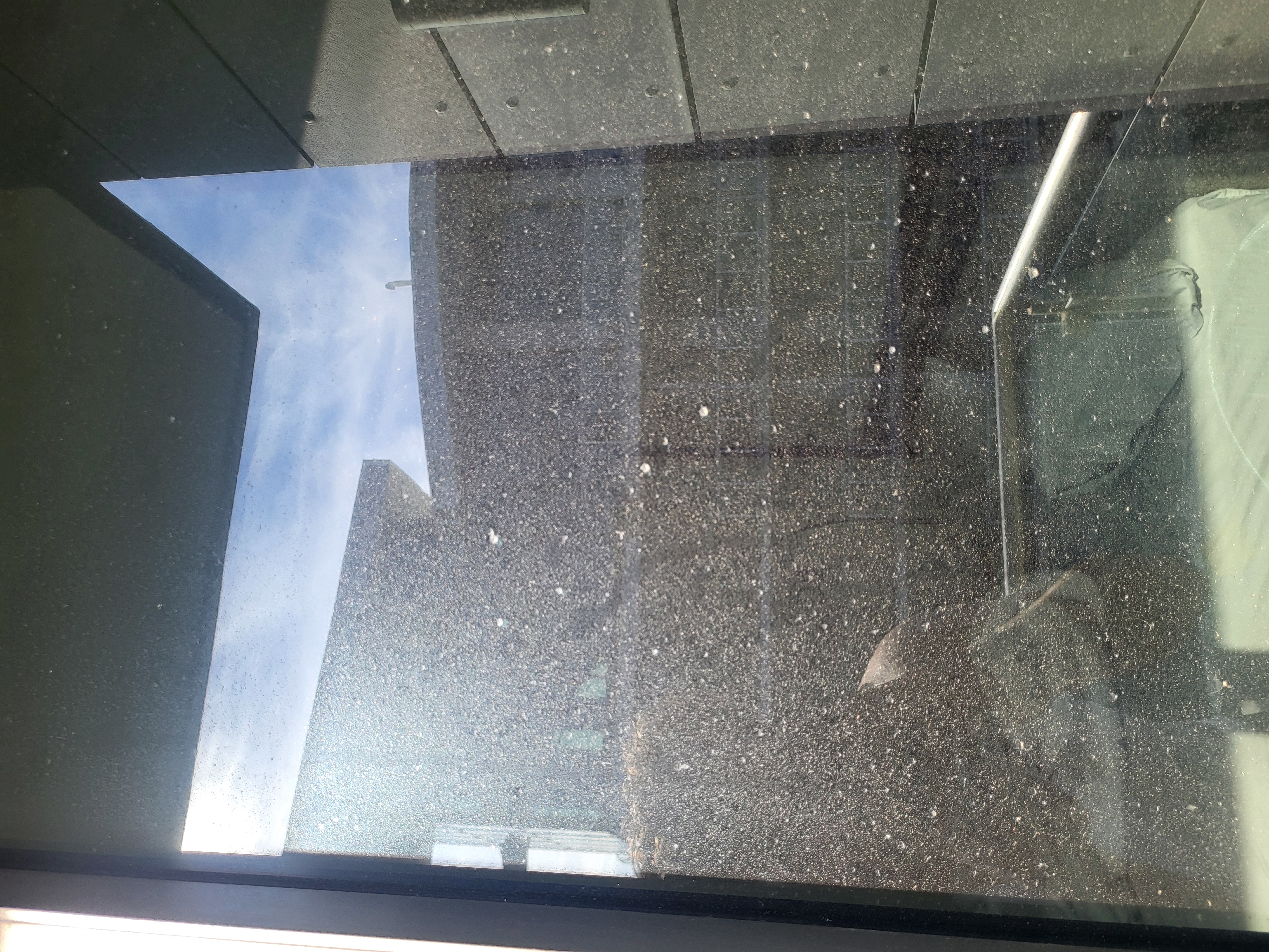 Gutter cleaning service