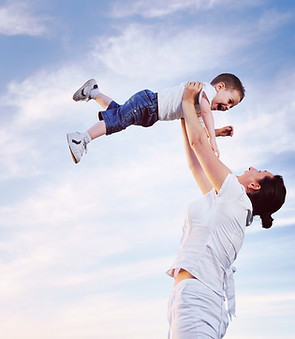 vecteezy_woman-child-outdoor_11258923.jpg