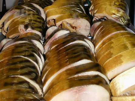 Mackerel slices with skin and bones