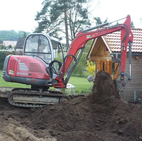 Bagger- und Erdarbeiten