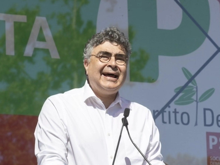 Solidarietà ad Emanuele Fiano