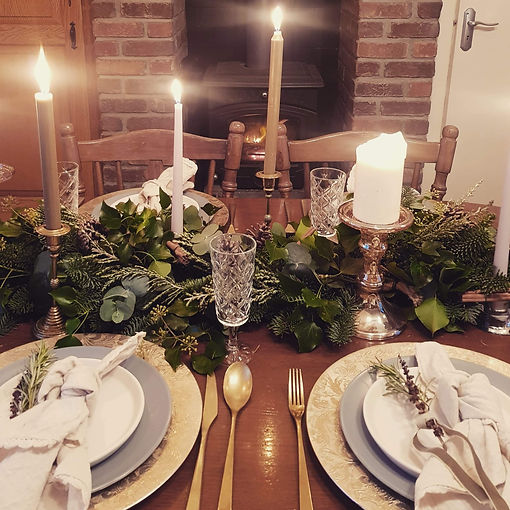 Table garland