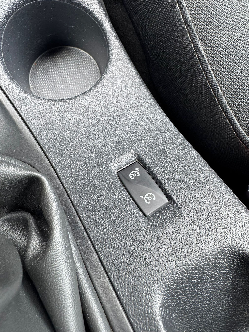 Thumbnail: Renault Megane 1.5DCI- Facelift- Weinig Kilometers- Airco