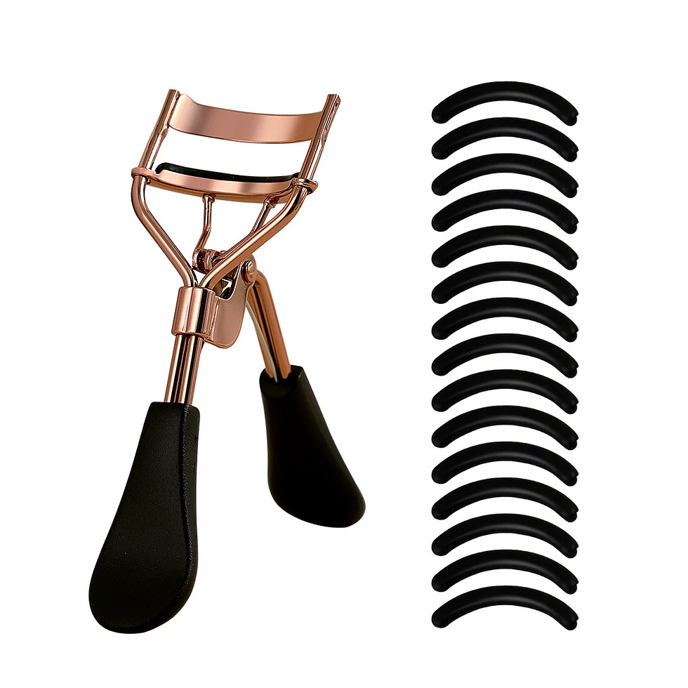Thumbnail: Portable Eyelash Curler With 15 Silicone Pads and Stainless Steel Eyelash