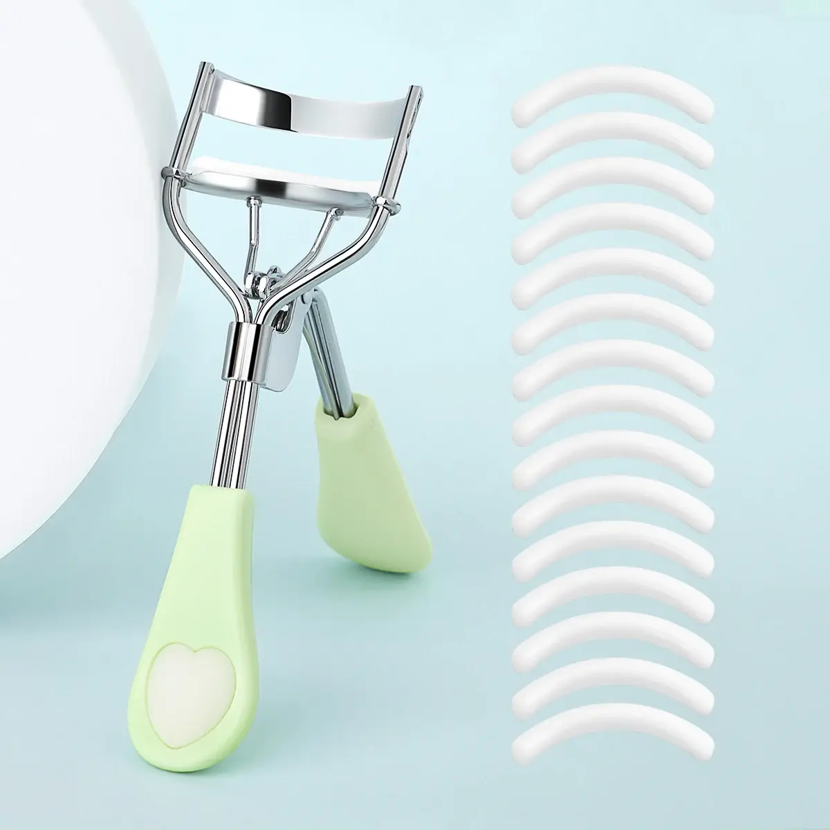 Portable Eyelash Curler With 15 Silicone Pads and Stainless Steel Eyelash Curler