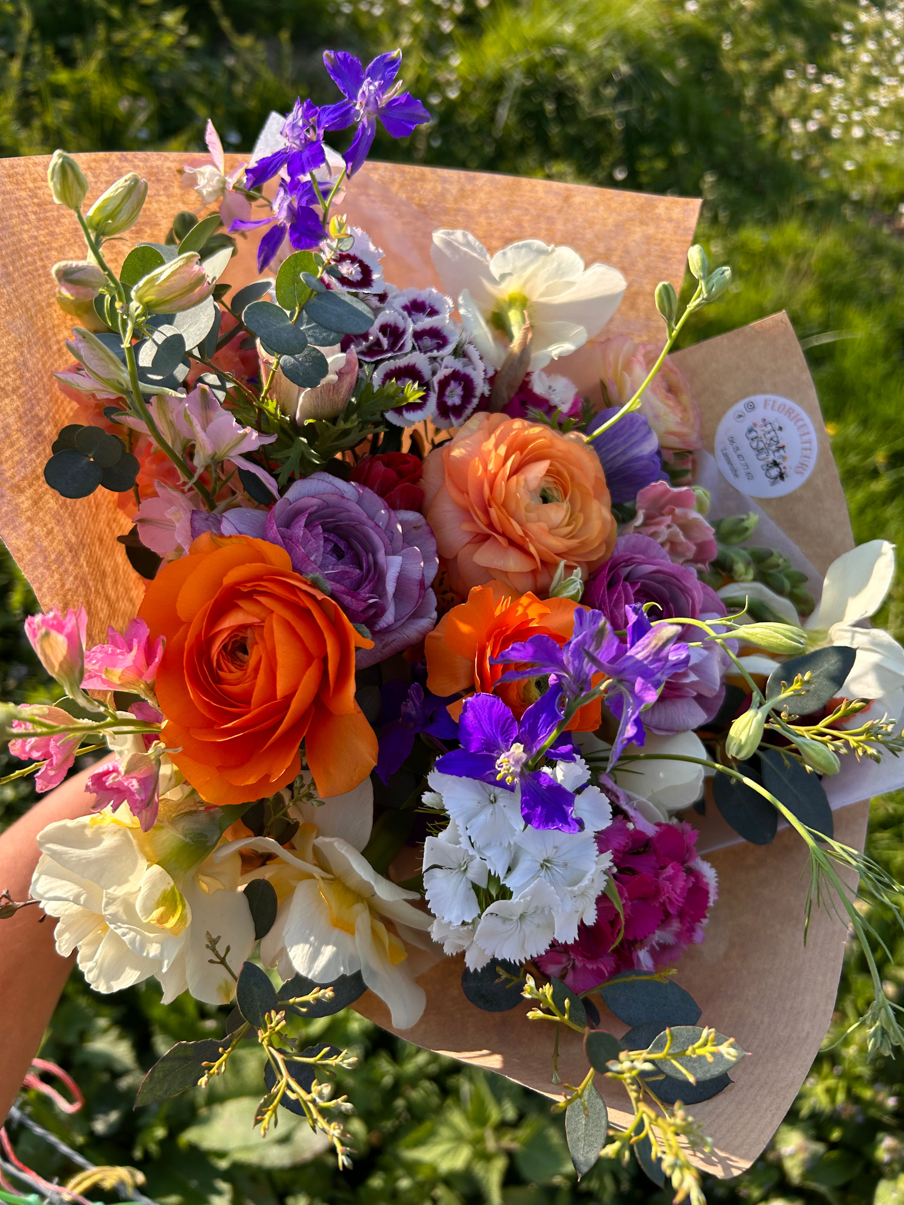 Bouquet de fleurs de saison - Eclatant