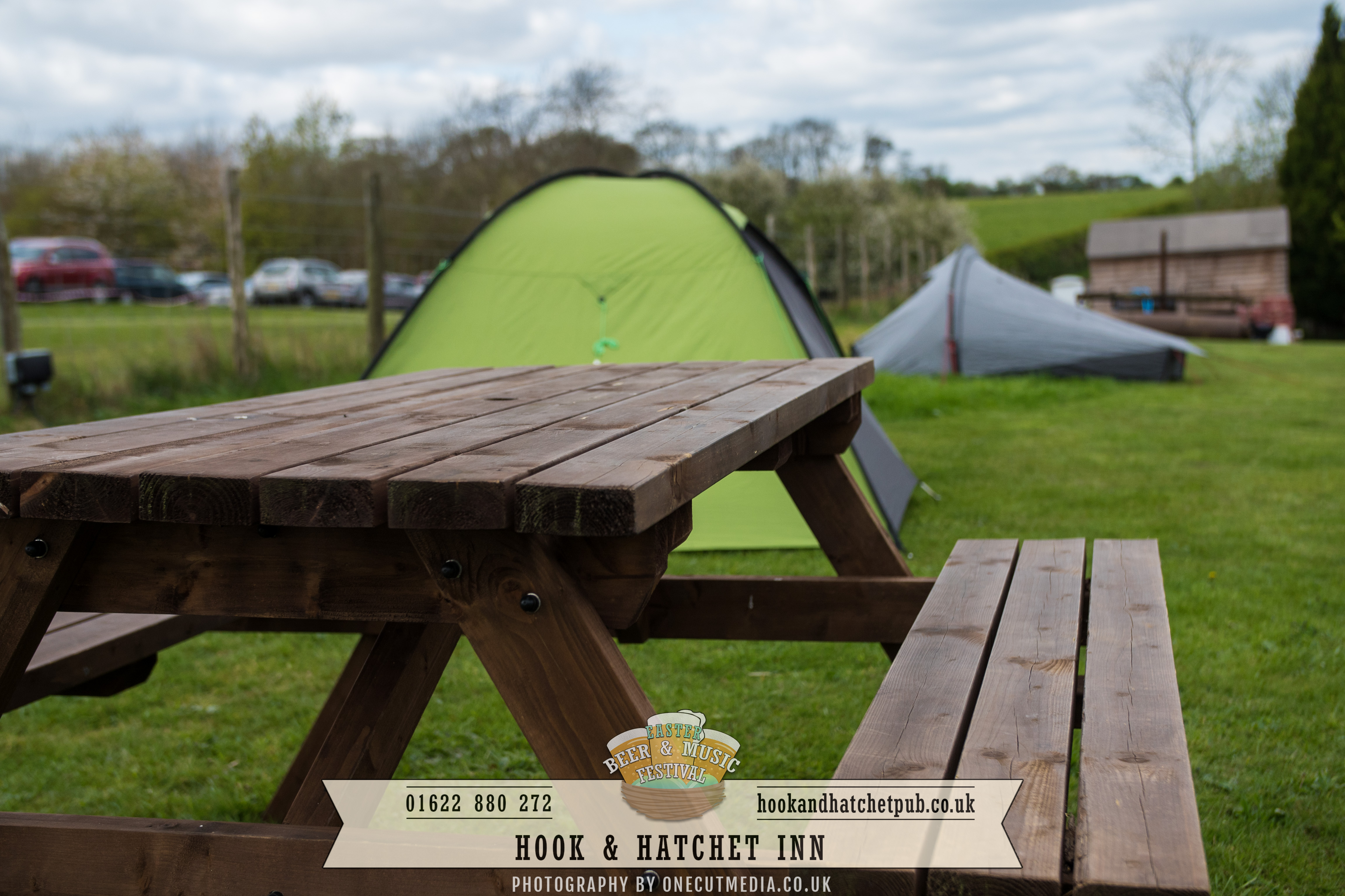 Camping UK Hook and Hatchet Inn