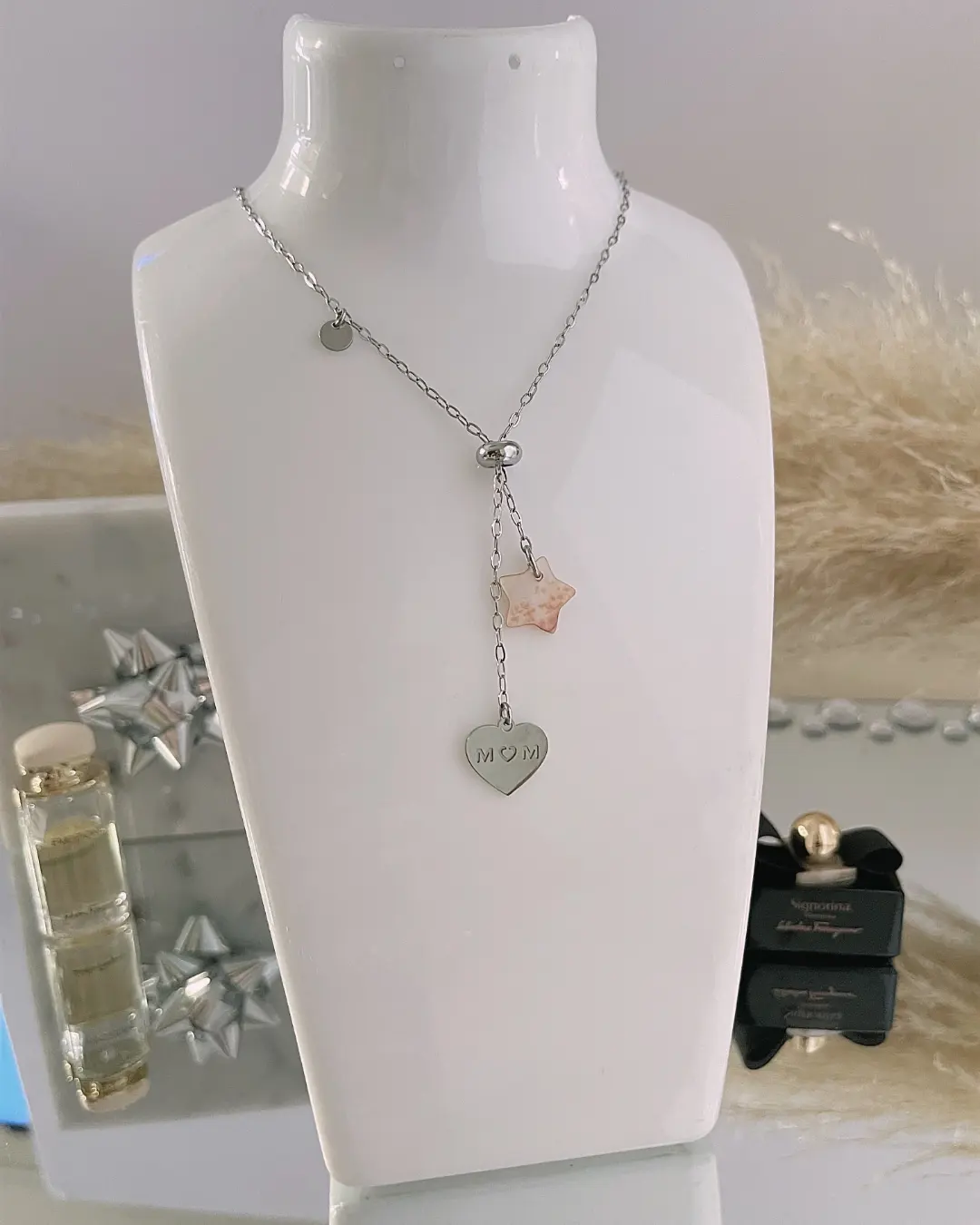 Cadena Mom y estrella