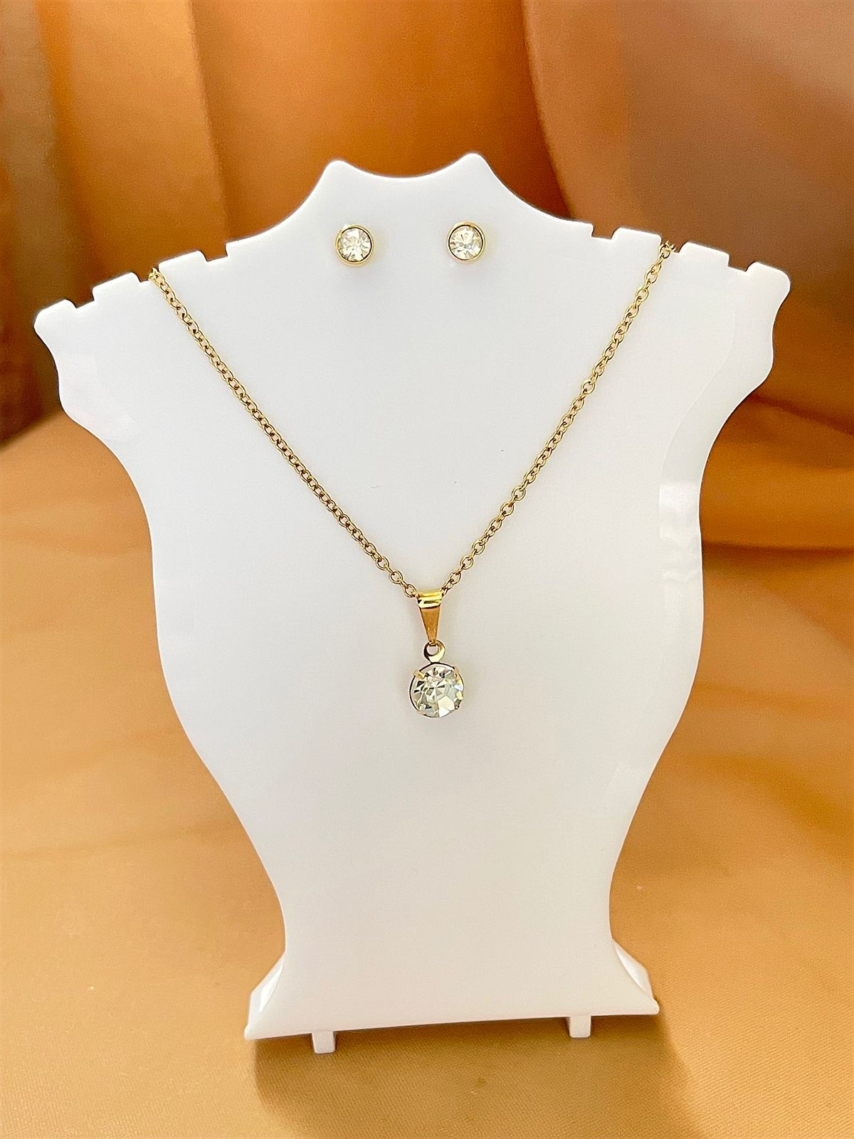 Set cadena, aretes y dije