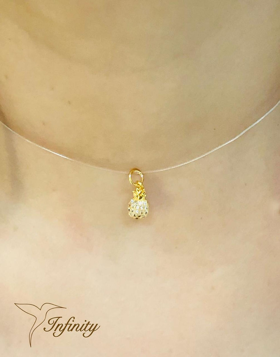 Chocker con dije de oro laminada