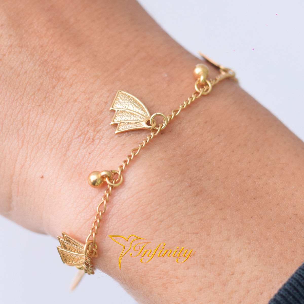Pulsera de oro laminado