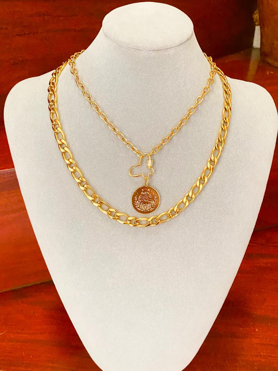 Set de cadenas con dije moneda