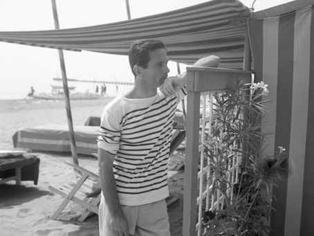 Pier Paolo Pasolini al Lido di Venezia nel 1963 © Cameraphoto Epoque/Tutti i diritti riservati