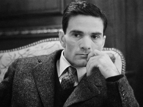 Pasolini nel Hotel des Beaux Arts a Parigi, dicembre 1961 © Giancarlo Botti/Gamma Rapho/Tutti i diritti riservati