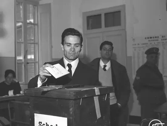 Pasolini: il mio voto al PCI, sull’Unità il 10 giugno 1975.