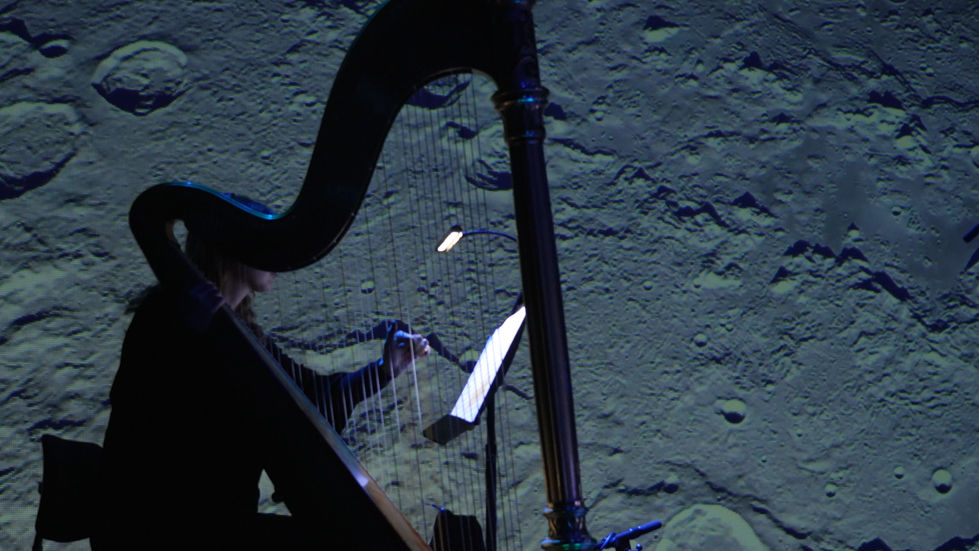 Marc Armstrong bei Spacship Earth, im Staatstheater Braunschweig