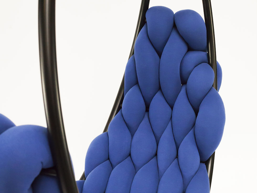 Thumbnail: SWING PLAIT color variations with black ring