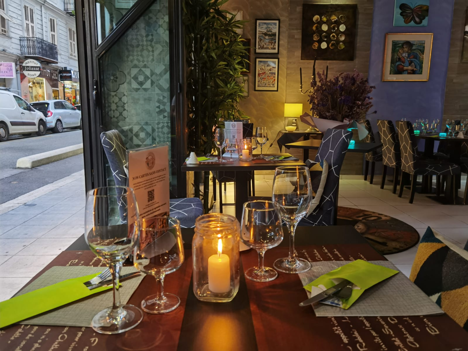 Davisto Restaurant Italien restaurant logo - View nutrition facts, calories, and macros for menu items at 18 Rue Saint-Philippe, 06000 Nice, France