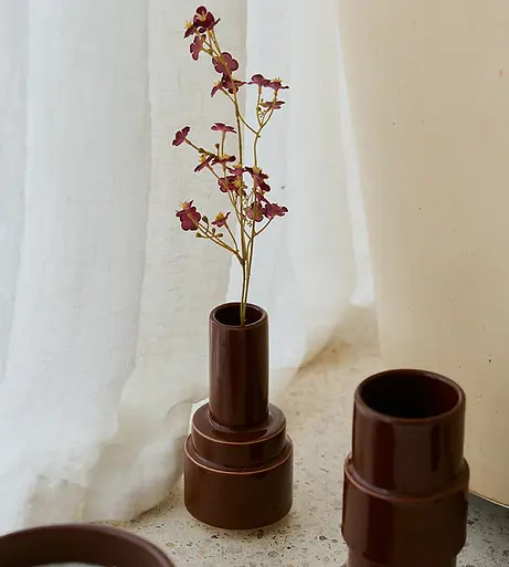 STACK_VASE_02_BROWN.png.webp