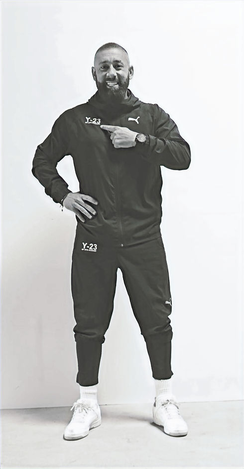 Yusuf Akyer Y-23 Sports Academy Fussballschule