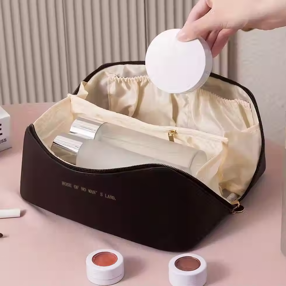 Thumbnail: BeautyVault Travel Makeup Organizer