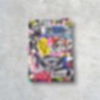 Collage pop art con volti e testo su muro